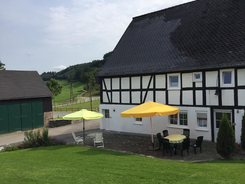 Ferienbauernhof Familie Stratmann Apartment Eslohe Exterior photo