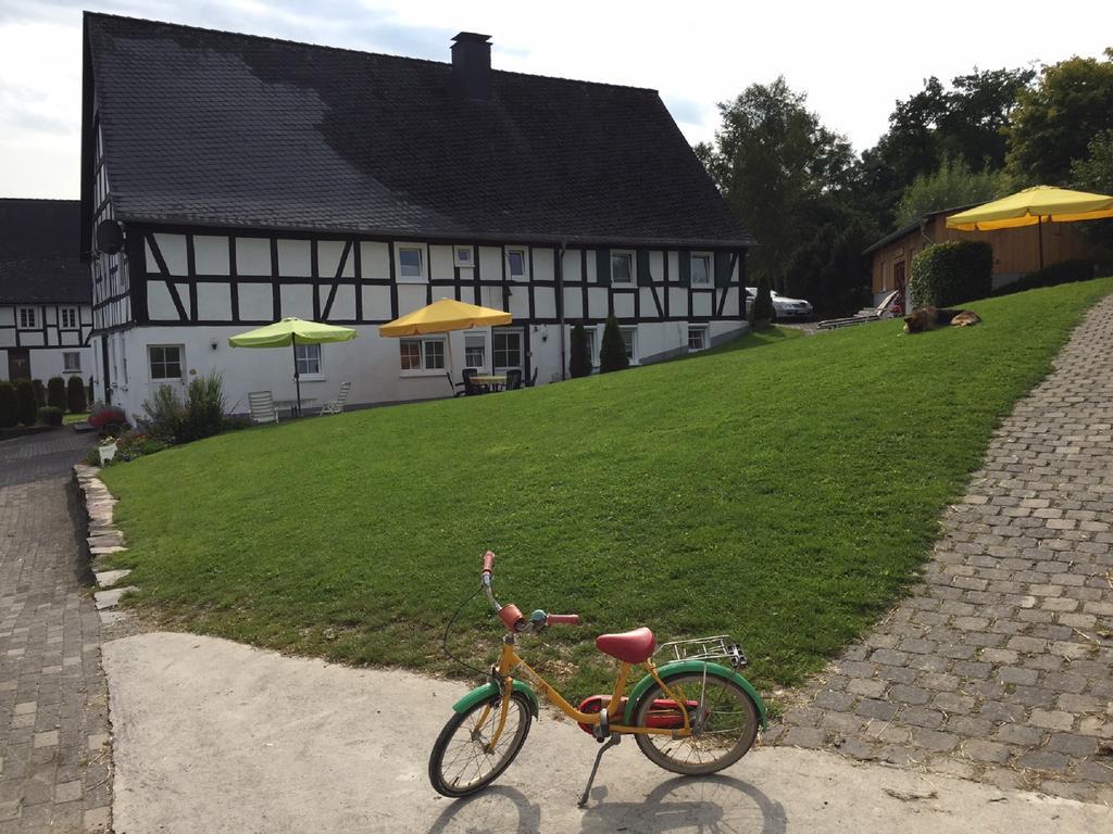 Ferienbauernhof Familie Stratmann Apartment Eslohe Exterior photo