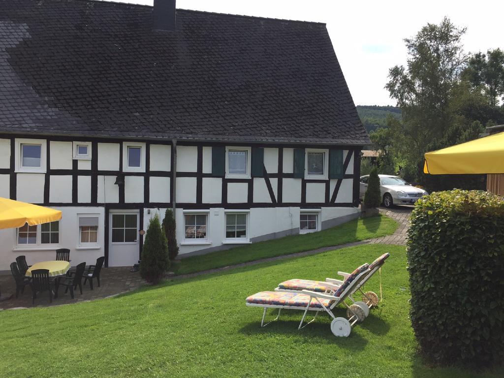 Ferienbauernhof Familie Stratmann Apartment Eslohe Exterior photo